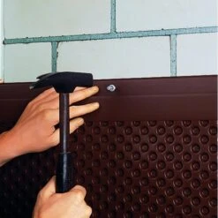 Profilé De Finition Plastique Pour Soubassement DELTA MS 2m