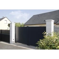 Kit 2 Piliers Pierre Reconstituée CHAUMONT Blanc Tradition 35x35x211cm -Construction Matériaux Magasin Photo dambiance 1298717