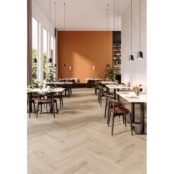 Sol Vinyle MANTARO HERRINGBONE Pecan MAN-5619-IB 5,5x125x625mm -Construction Matériaux Magasin Photo dambiance 1563126