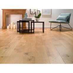 Parquet Chêne PREMIUM NATUR P131 Brossé Vernis Mat 10x140x1190mm -Construction Matériaux Magasin Photo dambiance 1563153