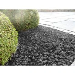 Galets Roulés Pouzzolane 10/20mm Etna Noir Sac 20 L -Construction Matériaux Magasin Photo dambiance 3 1455782