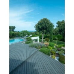 Lame Terrasse ELEGANCE Gris Anthracite Structurée 23x180mm 4,00m -Construction Matériaux Magasin Photo dambiance 4 1090782