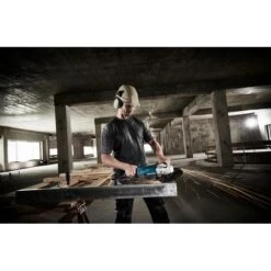 Meuleuse Ø230mm GA9020KDX2 2200W -Construction Matériaux Magasin Photo dambiance 4 1198412