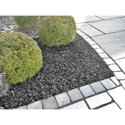 Galets Roulés Pouzzolane 10/20mm Etna Noir Sac 20 L -Construction Matériaux Magasin Photo dambiance 4 1455782