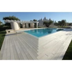 Lame Terrasse Accoya Gris Teinté Masse Lisse Clip 21x140mm 3,90m -Construction Matériaux Magasin Photo dambiance 4 1553998