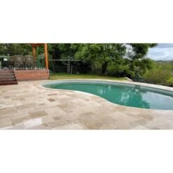 Travertin NAXOS VIEILLI Provence 40,6x61cm Ep.12mm -Construction Matériaux Magasin Photo dambiance 674498